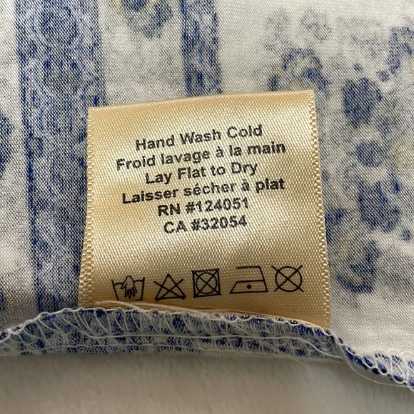 NWT Anthropologie Top. - Picture 5 of 8